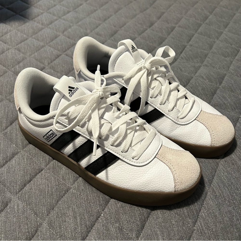 Adidas VL Court 3.0 Women Size 8 Black/White WORN ONCE